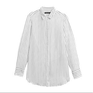 Tunic fit button down shirt